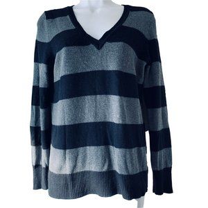 GAP V-neck striped grey and black size M